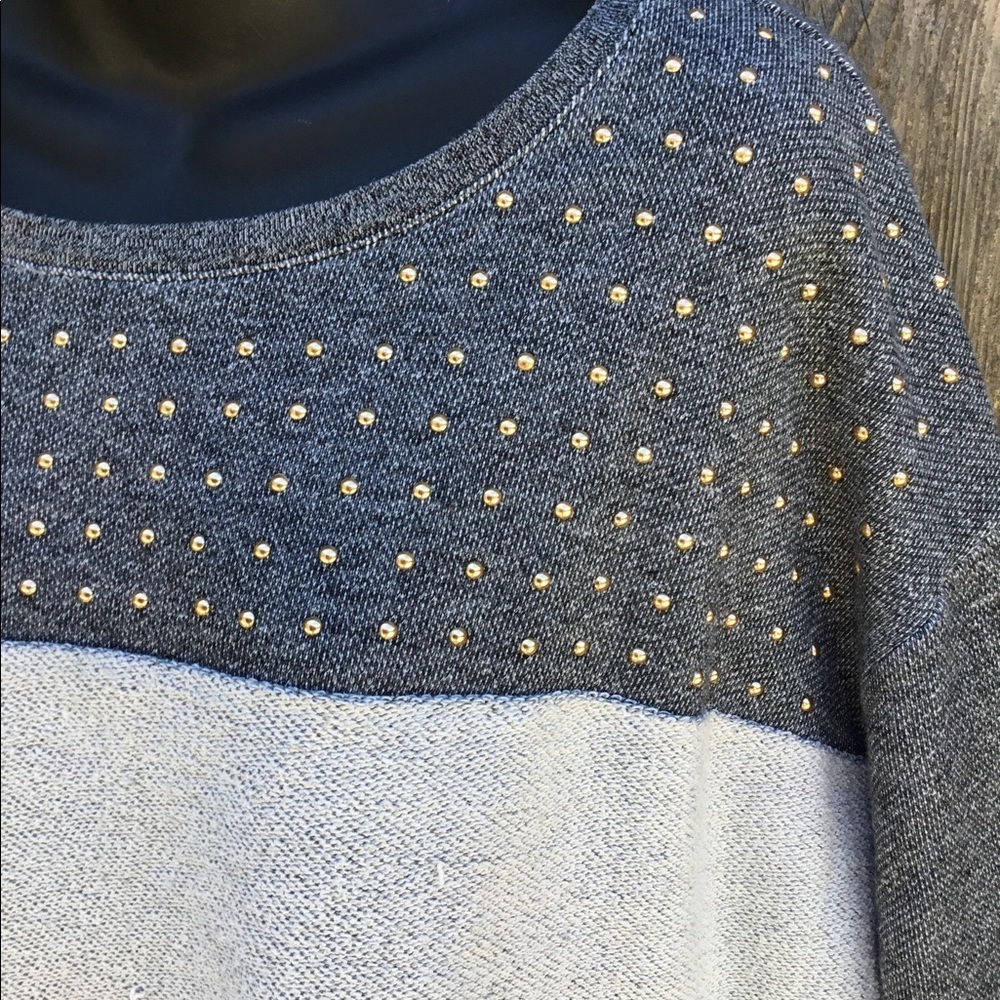 Studded pullover - Picture 5 of 6